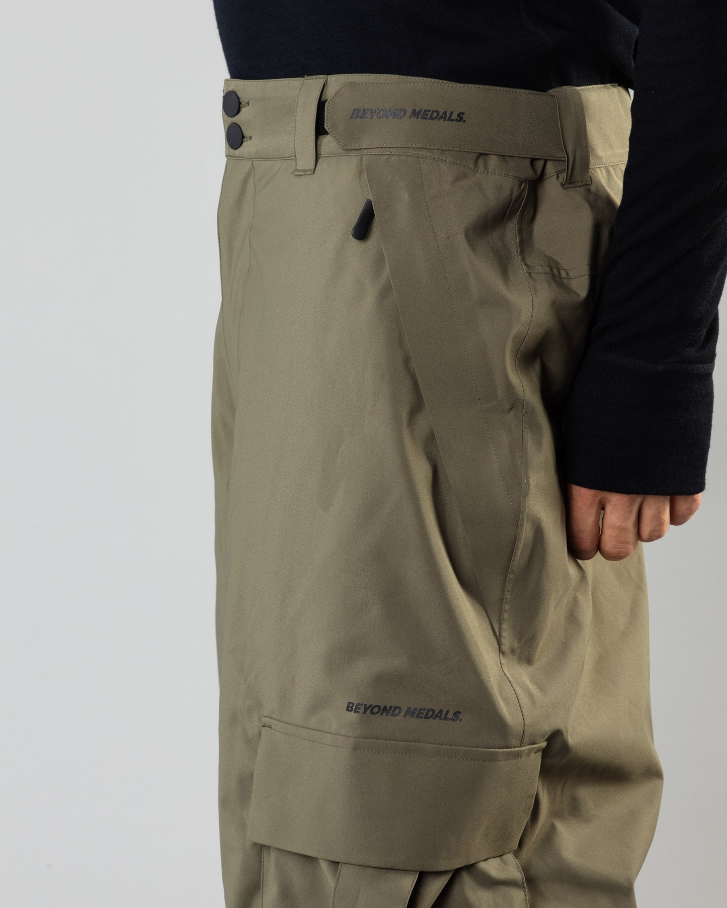 Beyond Medals Cargo Pants 2L - Green