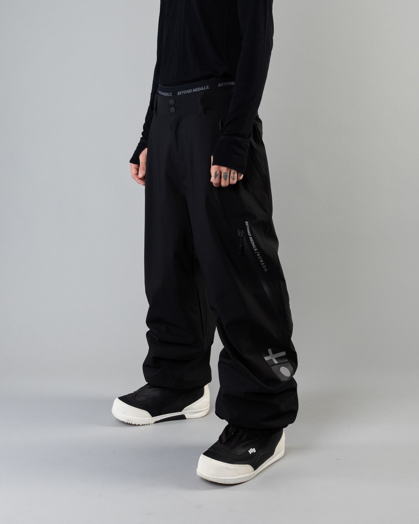 Beyond Medals X Nomadik Pants 3L - Black