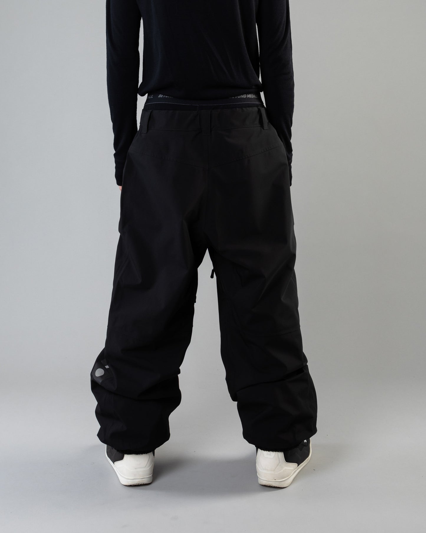 Beyond Medals X Nomadik Pants 3L - Black