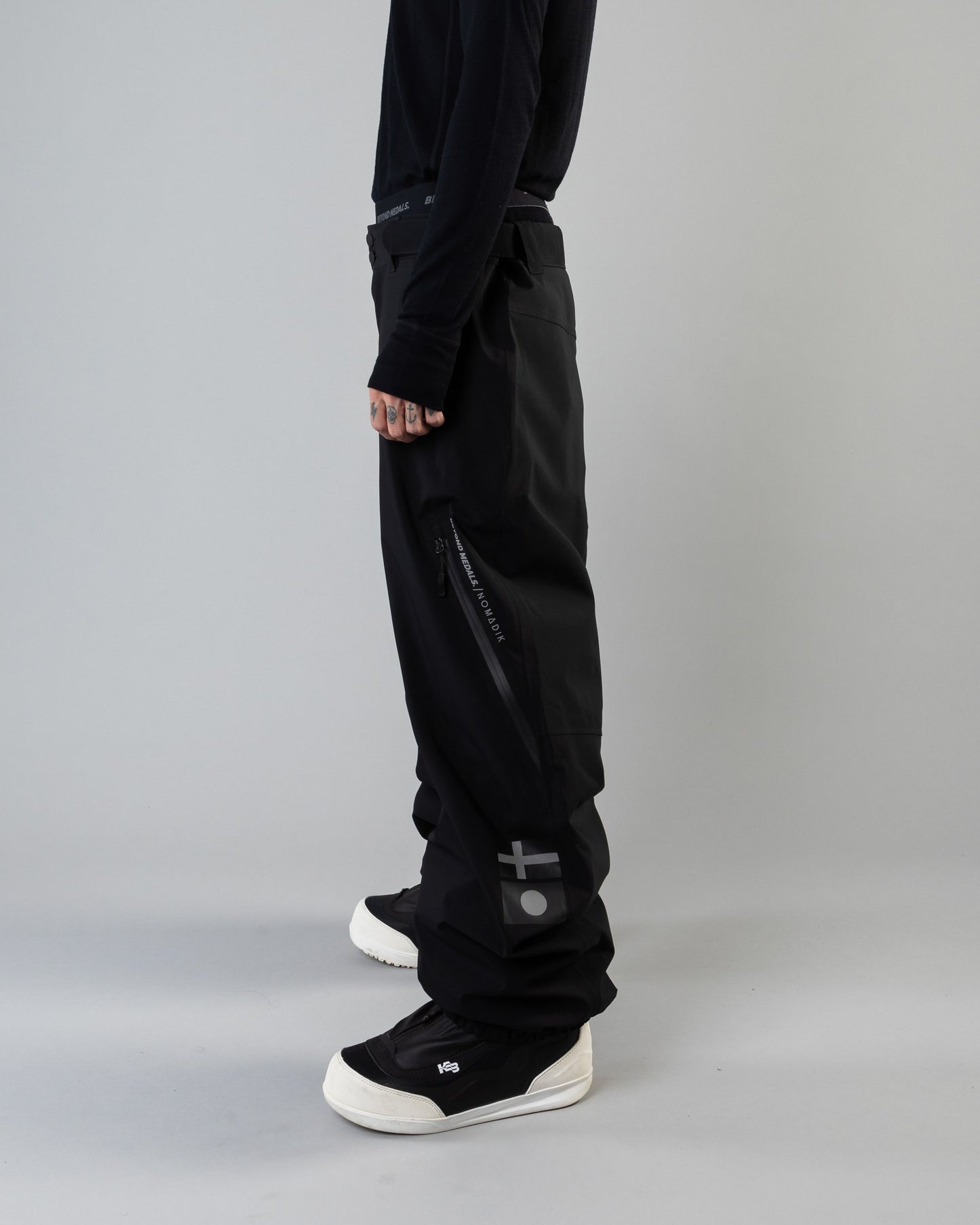 Beyond Medals X Nomadik Pants 3L - Black