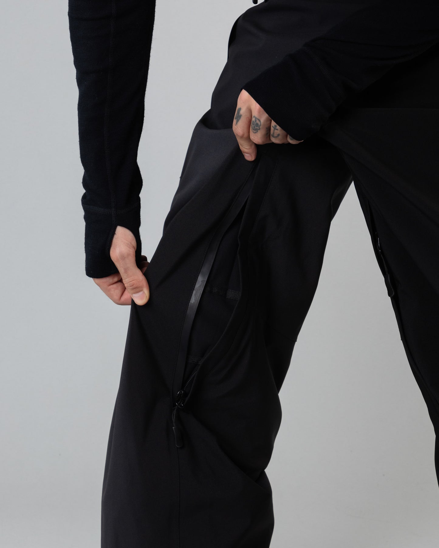 Beyond Medals X Nomadik Pants 3L - Black
