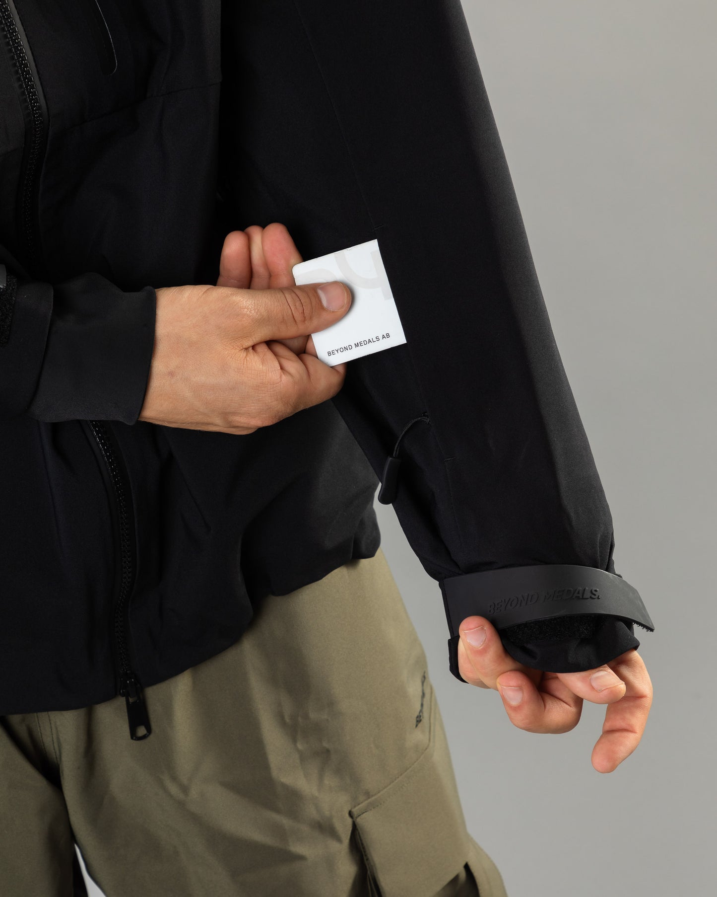 Beyond Medals Pro Tech Jacket 3L - Black
