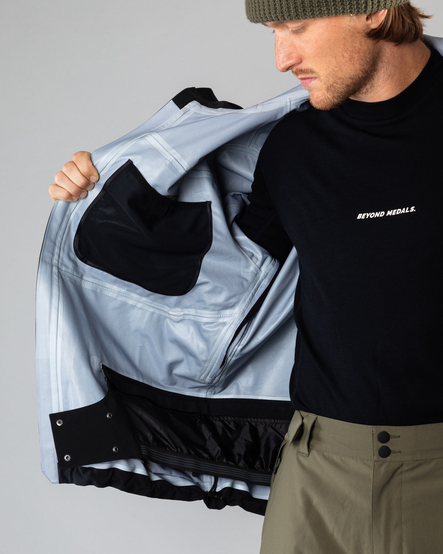 Beyond Medals Pro Tech Jacket 3L - Black