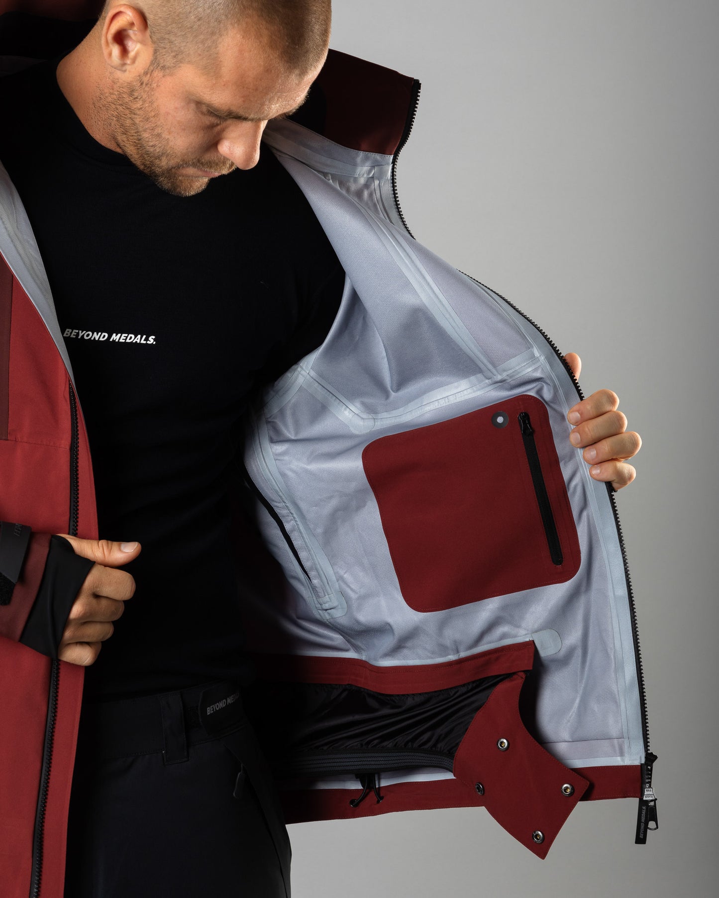 Beyond Medals Tech Jacket 3L - Red