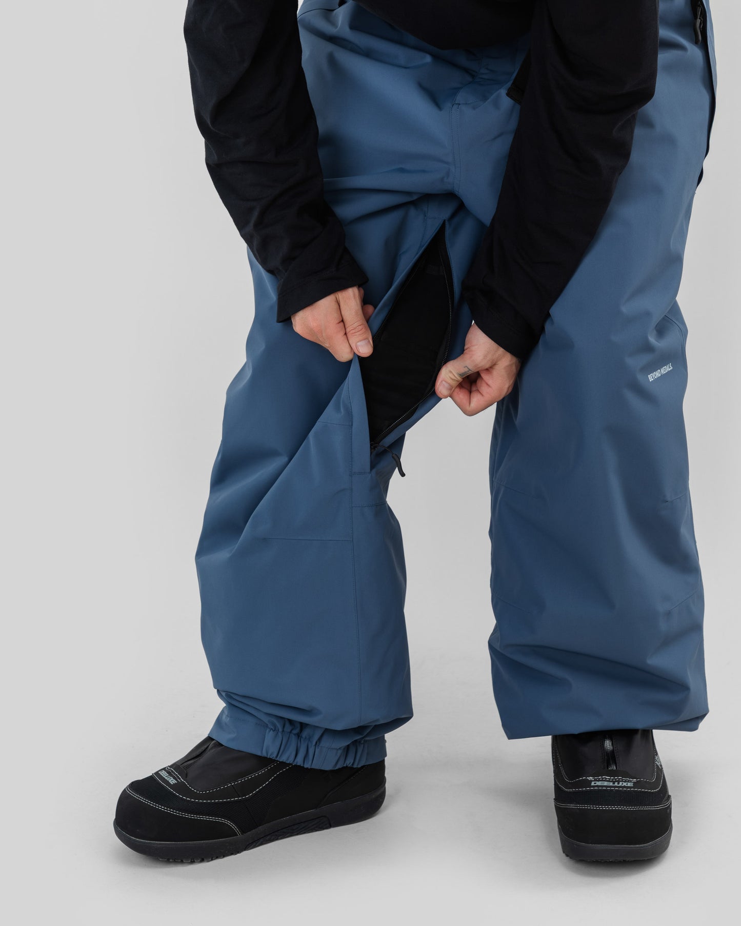 Beyond Medals Nostalgia Pants 2L 2026