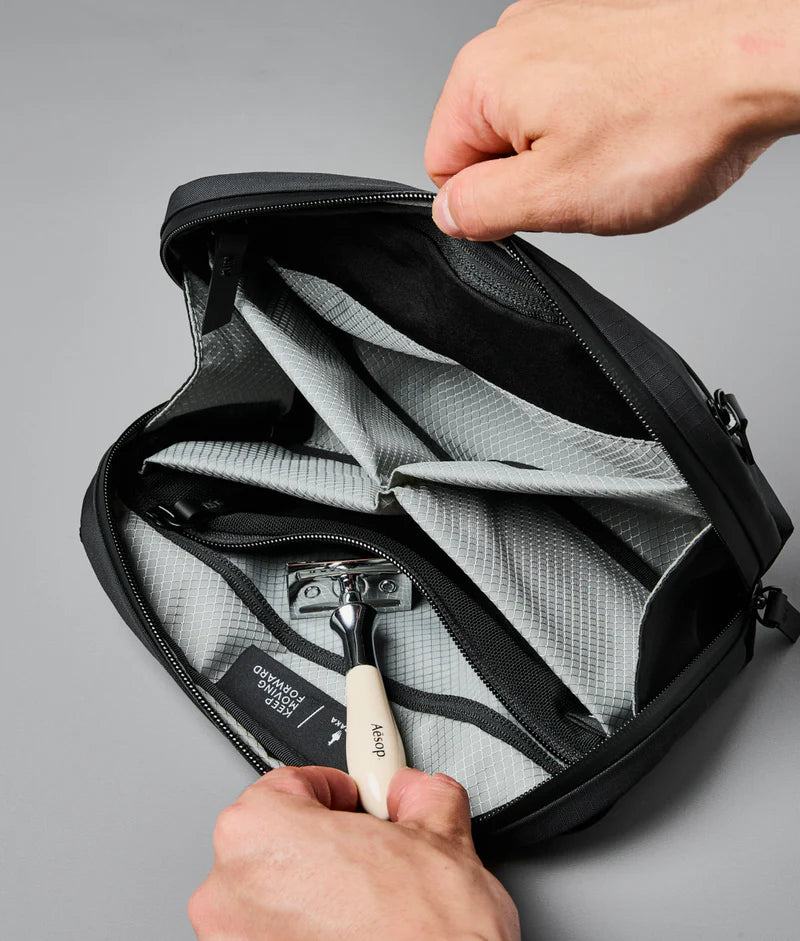 Alpaka Toiletry Bag - Black