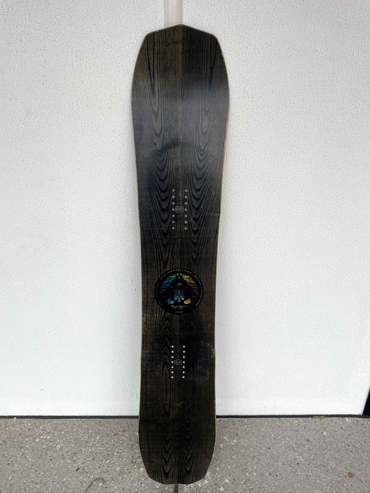 Arbor Bryan Iguchi Pro Snowboard 2023 (Ex Demo)