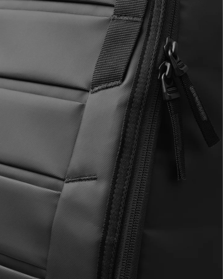 Db Journey Hugger Backpack 25L