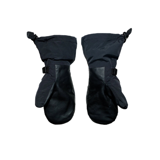 Salmon Arms Overmitt 2025 - Bones B/W