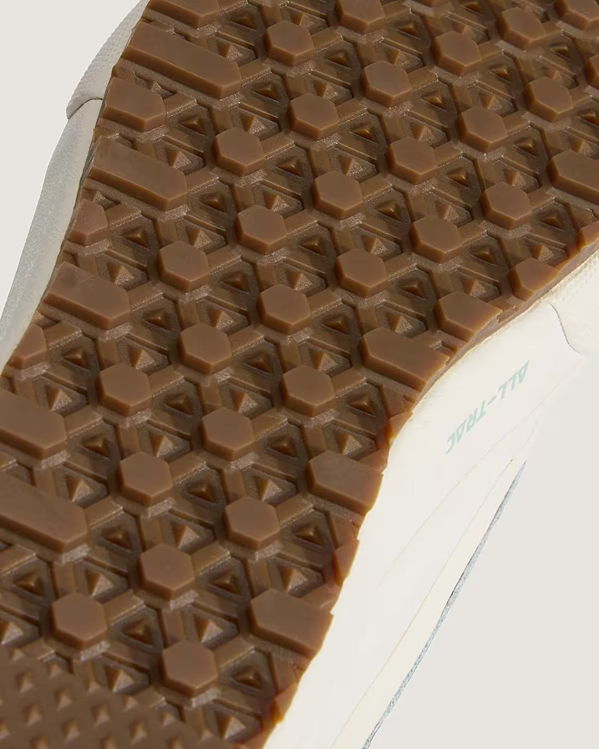 Vans MTE Standard Mid Chelsea Waterproof Boot