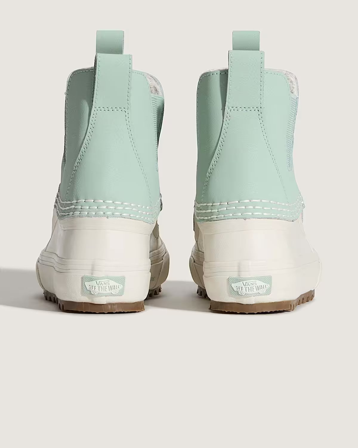 Vans MTE Standard Mid Chelsea Waterproof Boot