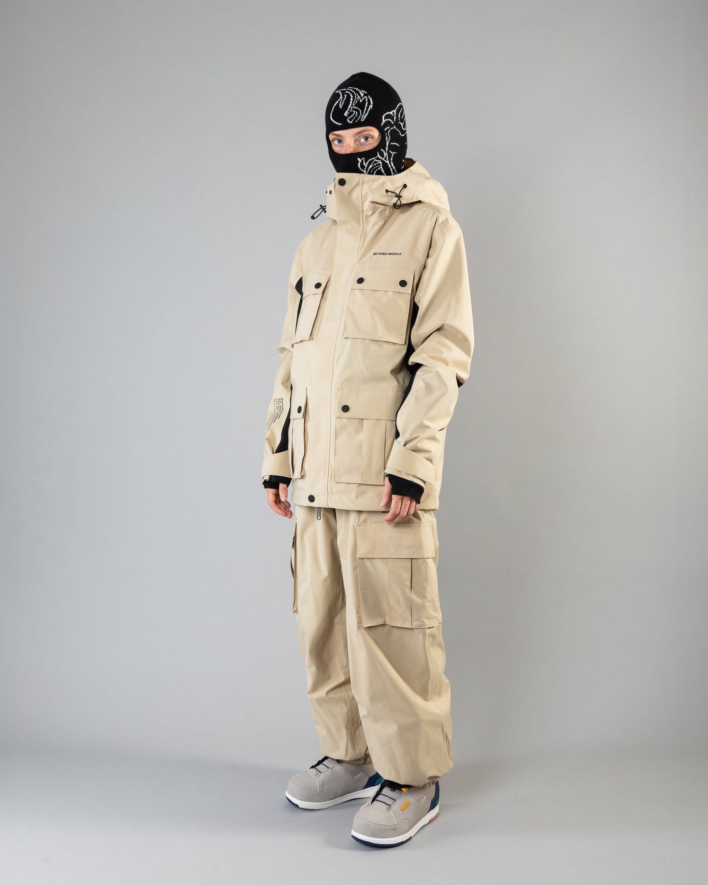 Beyond Medals Cargo Pants 2L - Beige