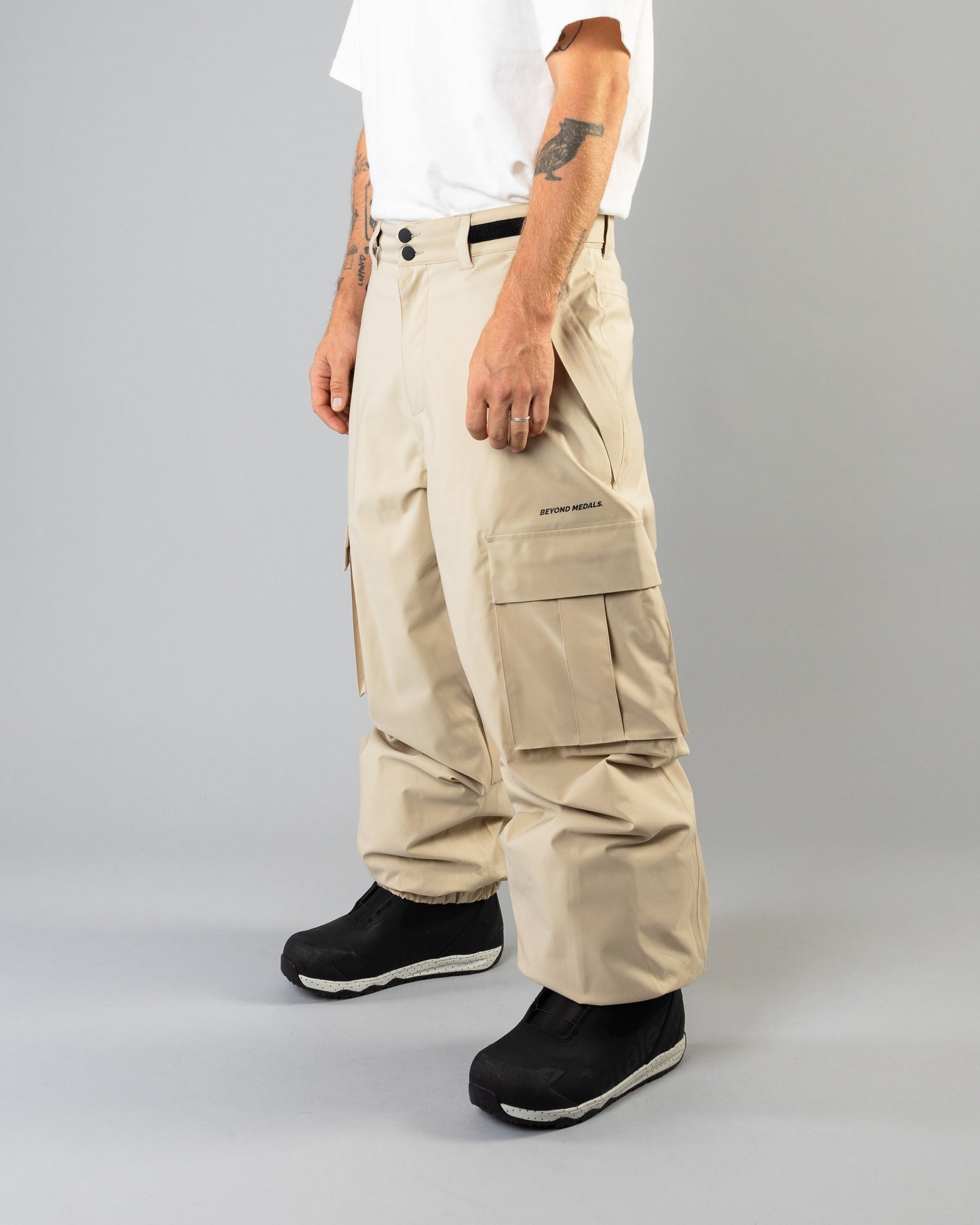 Beyond Medals Cargo Pants 2L - Beige