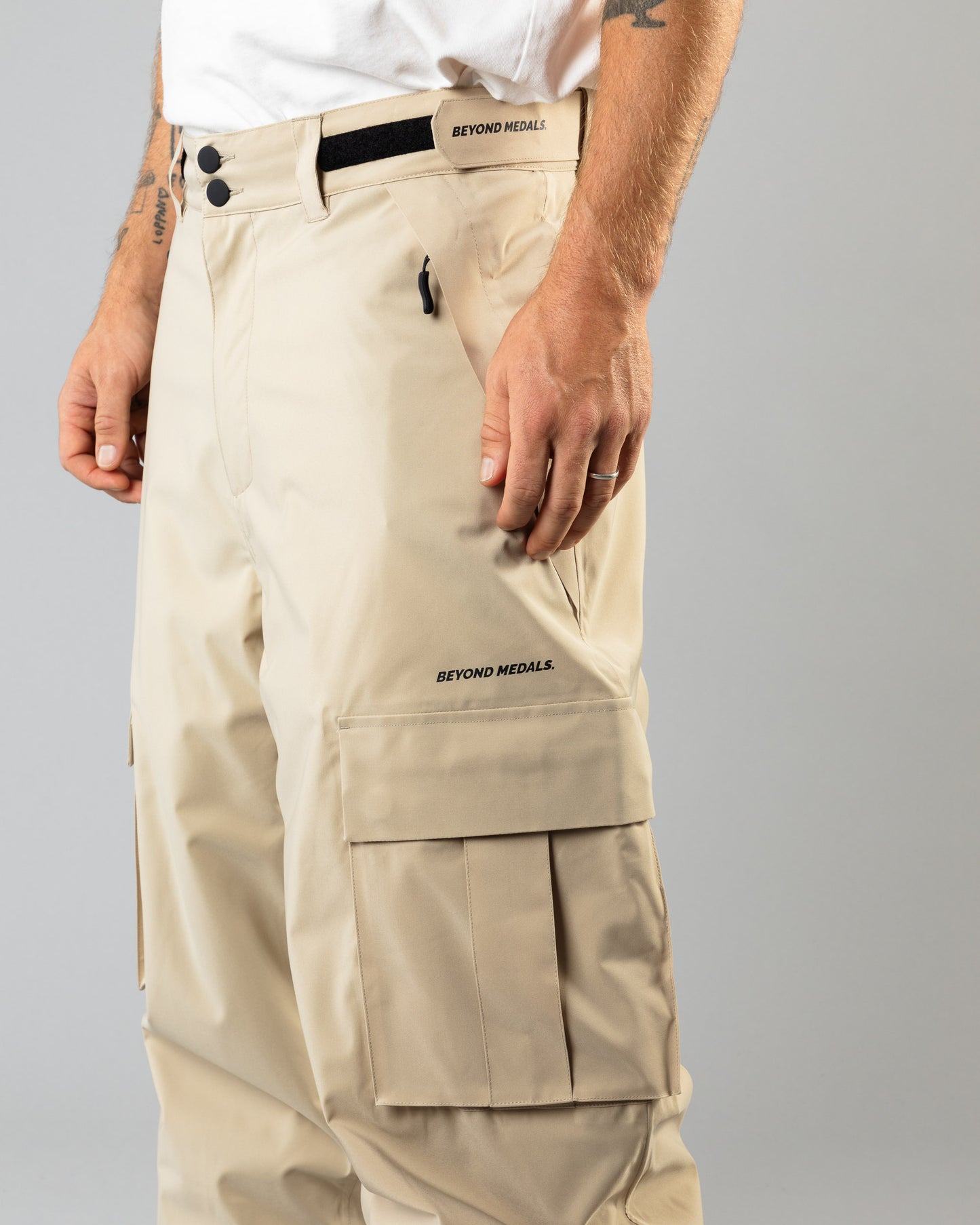 Beyond Medals Cargo Pants 2L - Beige