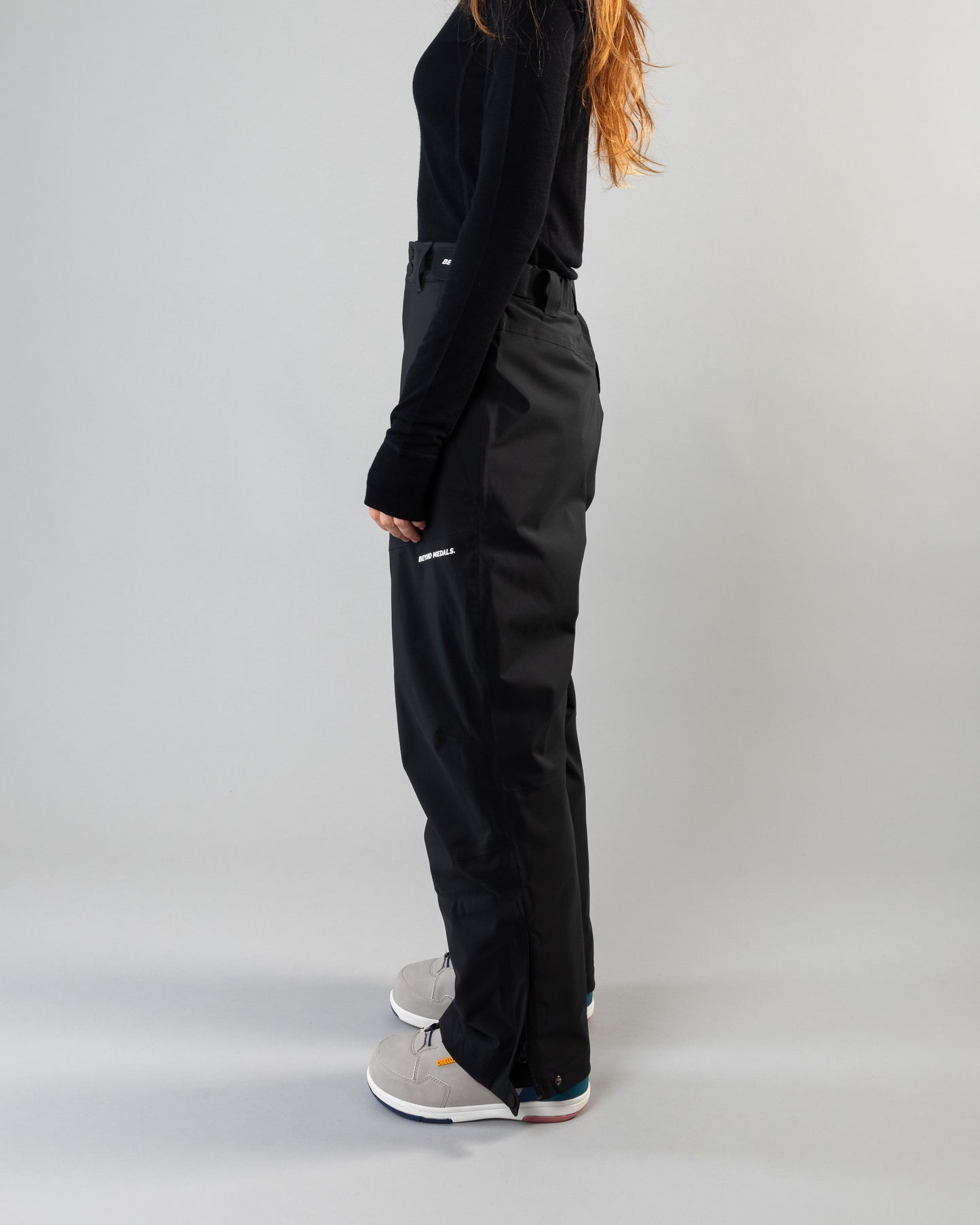 Beyond Medals Fullzip Pants 2L - Black