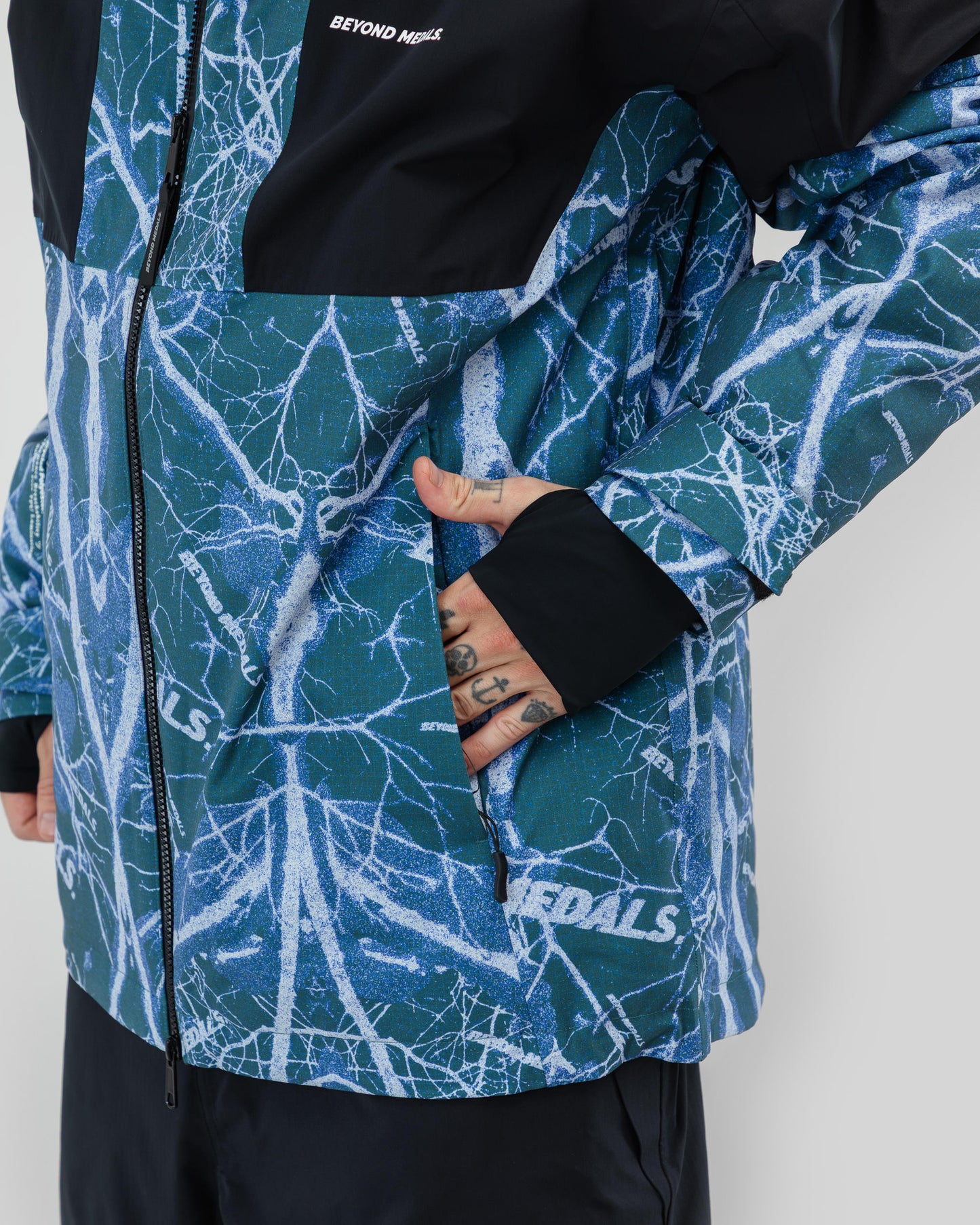 Beyond Medals Fullzip Jacket 2L Shirakaba 2026