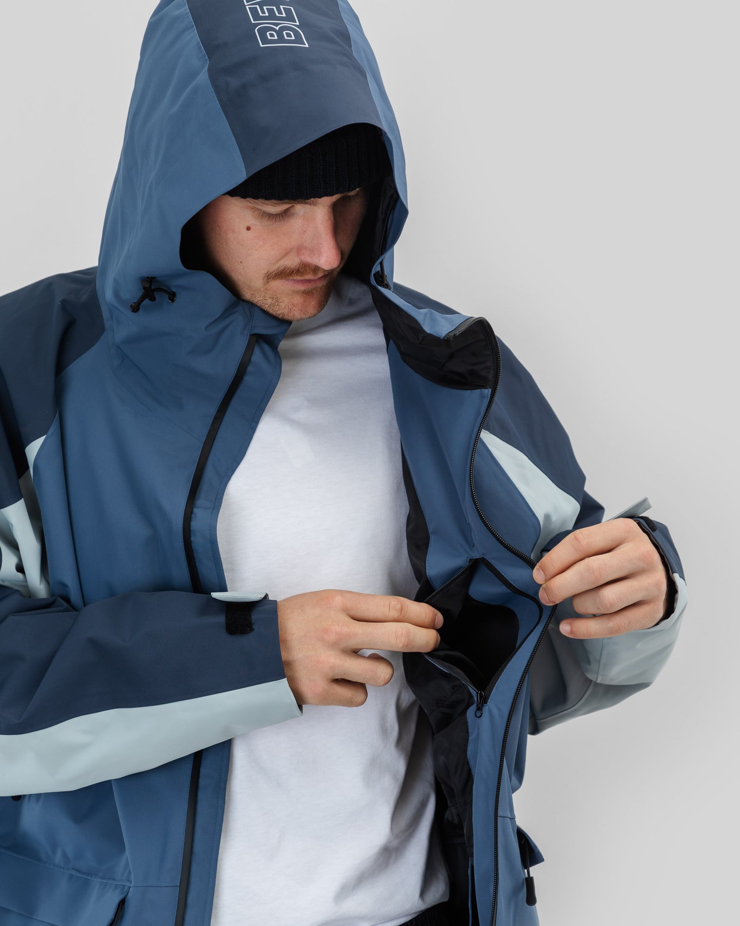 Beyond Medals Nostalgia Jacket 2L 2026