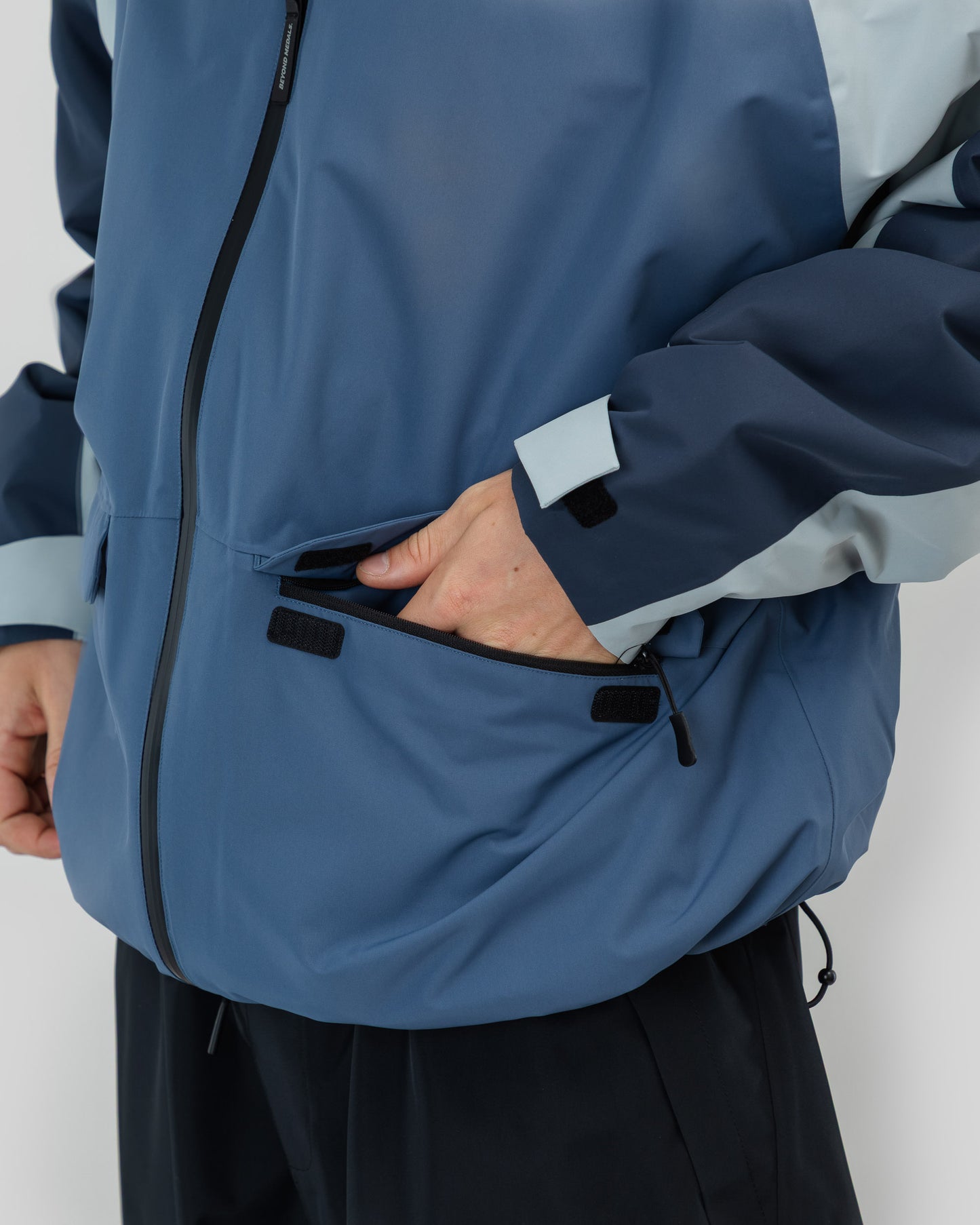 Beyond Medals Nostalgia Jacket 2L 2026