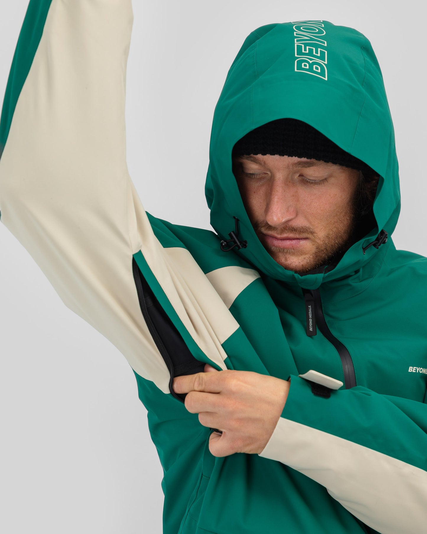 Beyond Medals Nostalgia Jacket 2L 2026