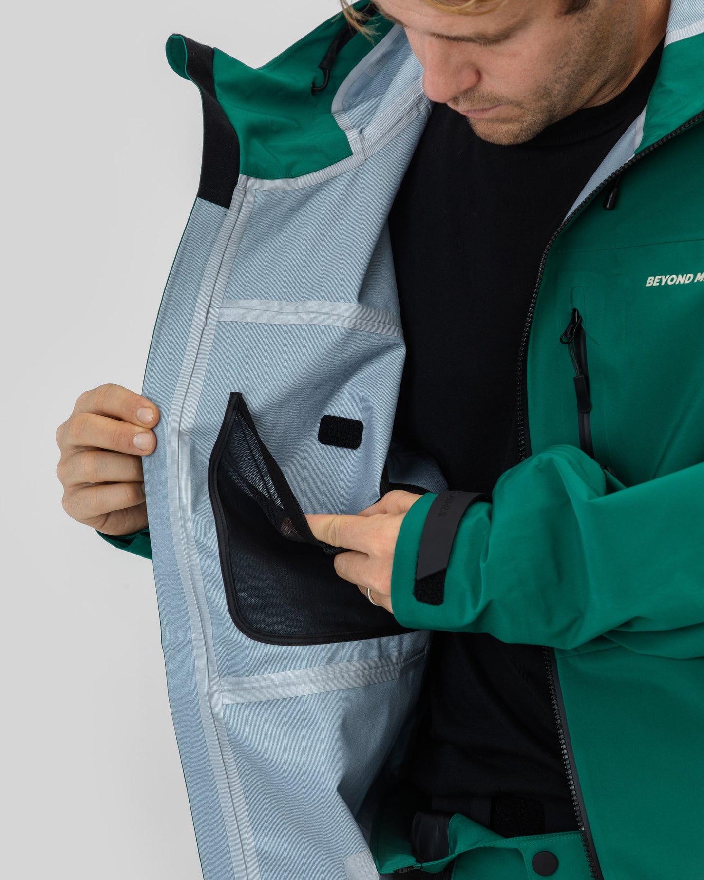 Beyond Medals Pro Tech Jacket 3L 2026