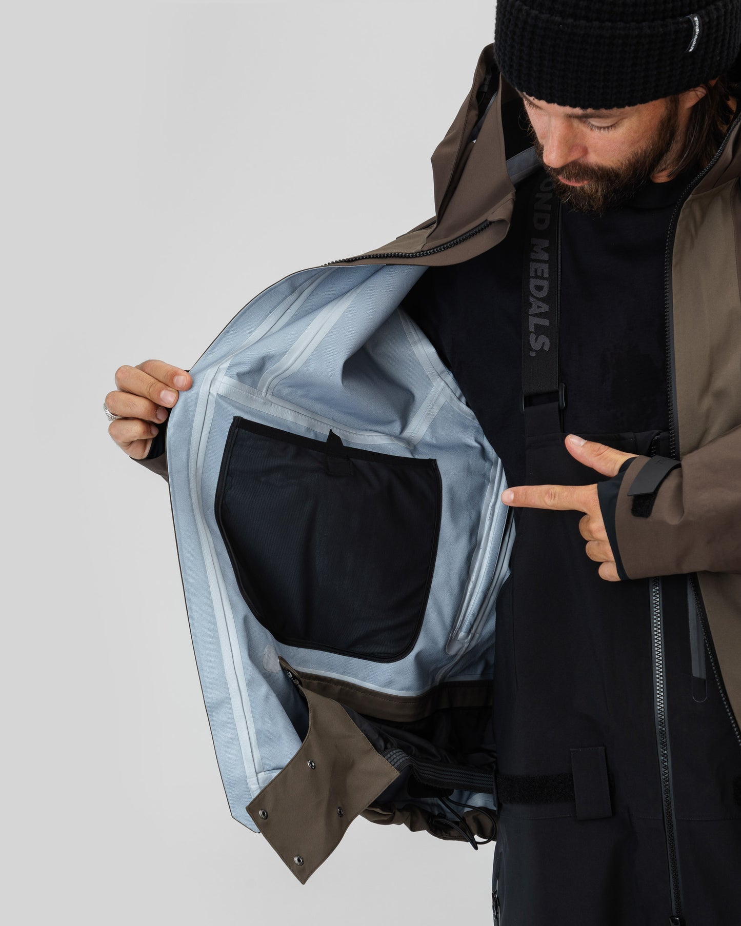 Beyond Medals Tech Jacket 3L 2026