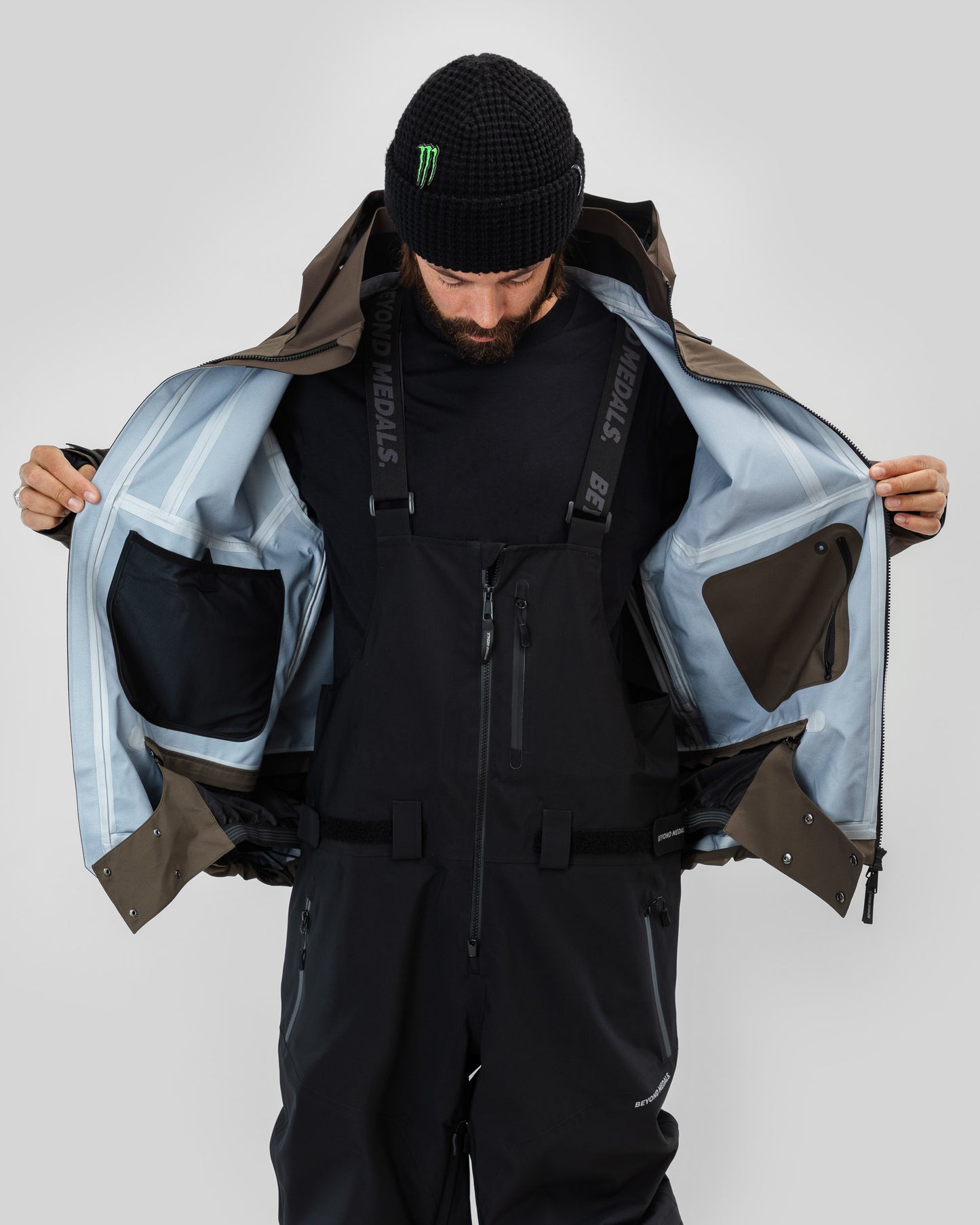 Beyond Medals Tech Jacket 3L 2026