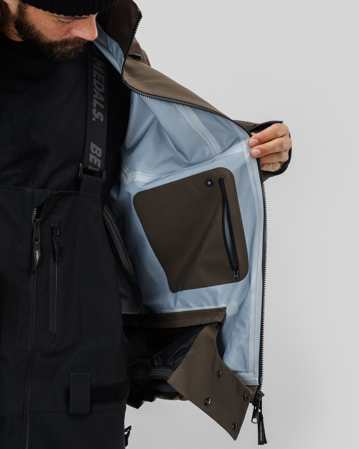 Beyond Medals Tech Jacket 3L 2026