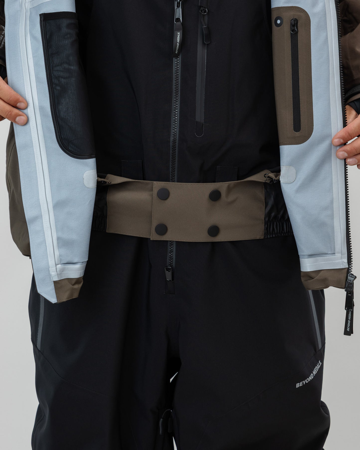 Beyond Medals Tech Jacket 3L 2026