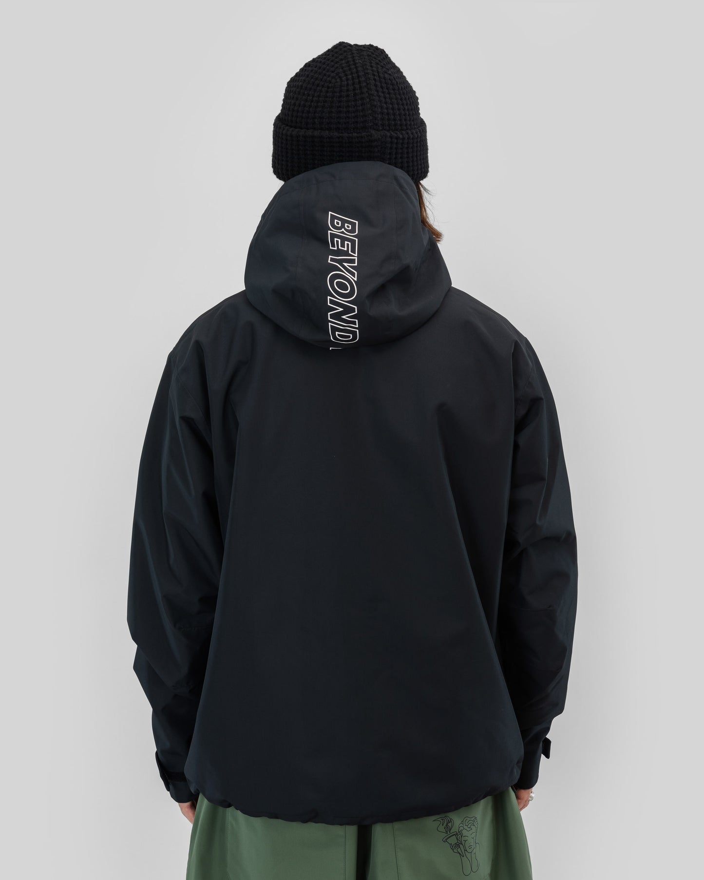 Beyond Medals The Jacket 2L 2026