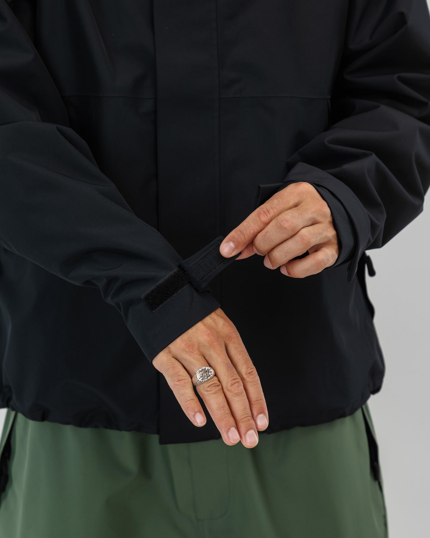 Beyond Medals The Jacket 2L 2026