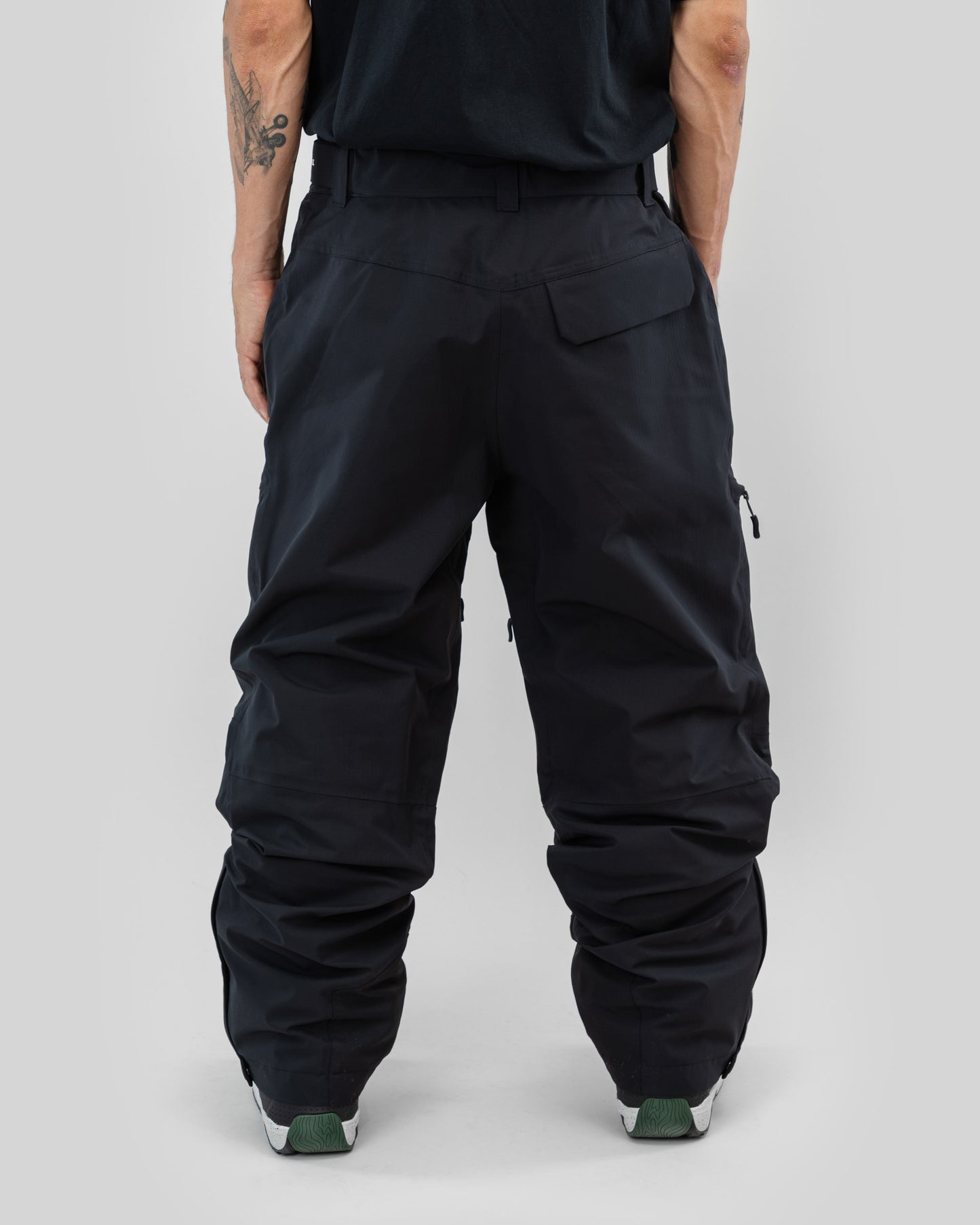 Beyond Medals Zip Pants 2L 2026