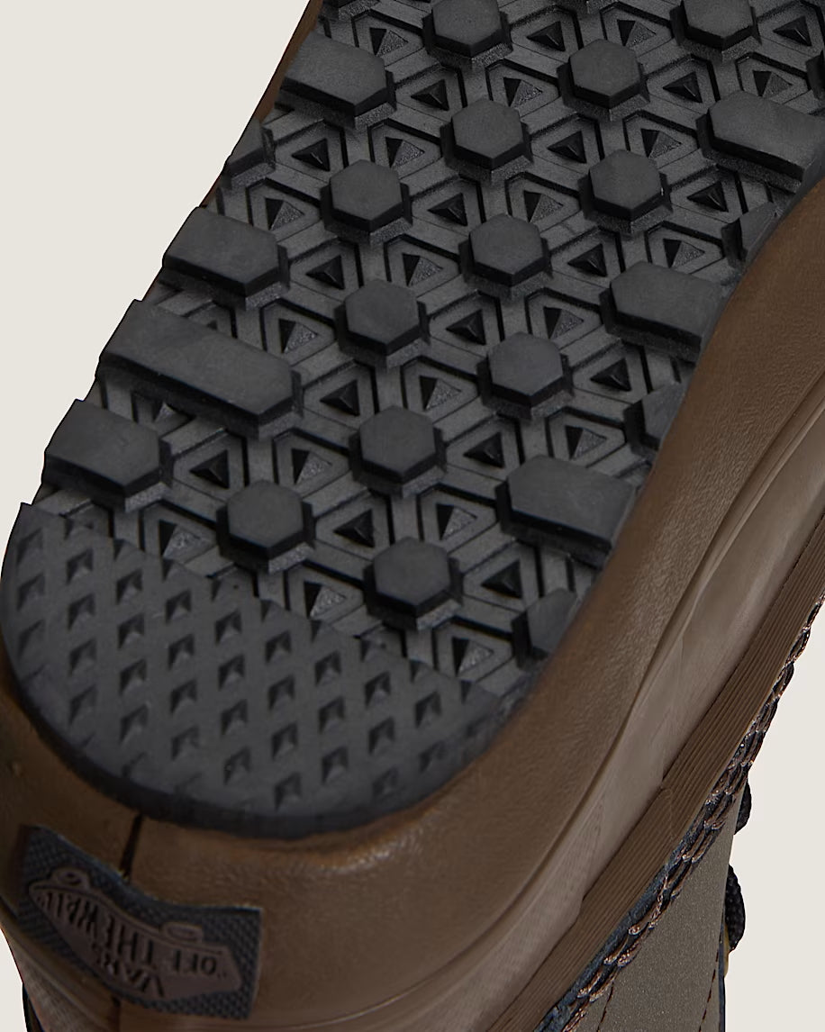 Vans MTE Standard Mid Waterproof Boot