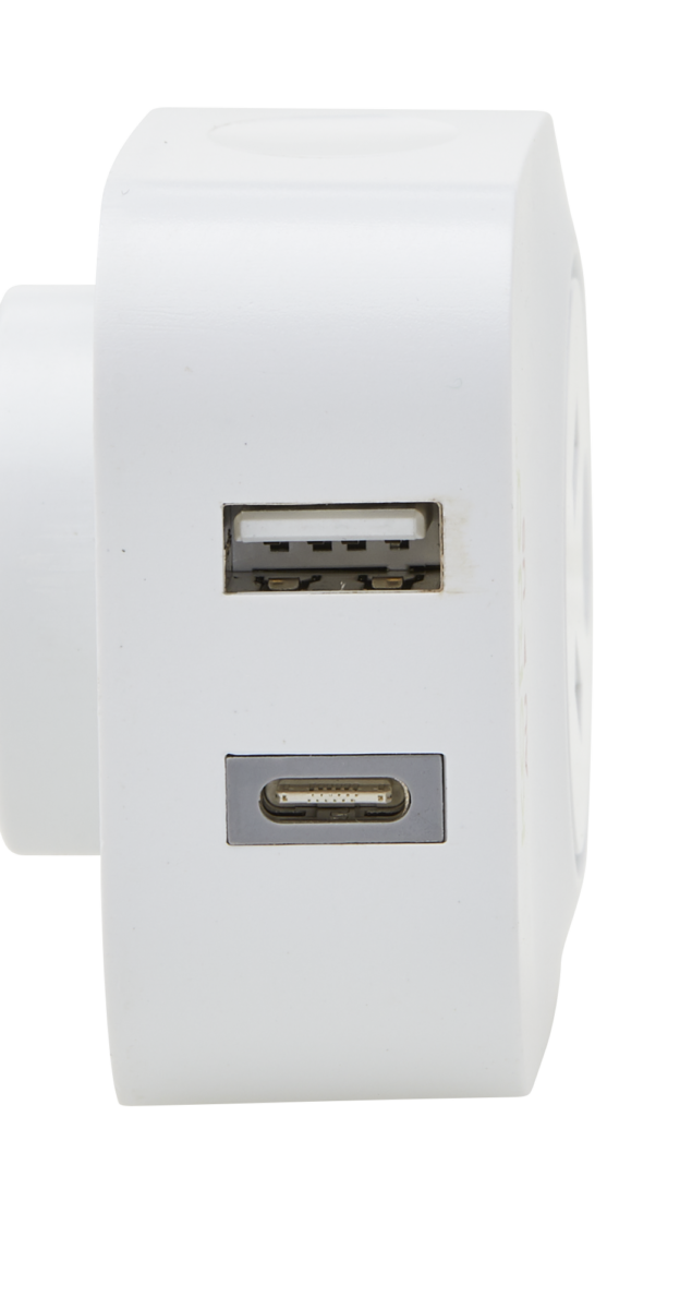 Korjo USB A+C & Power Adaptor - Japan