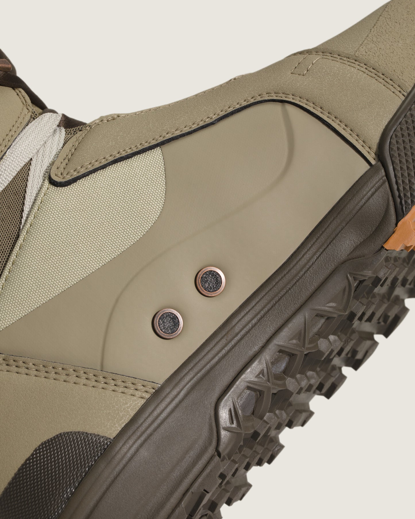 Vans Hi-Standard Pro Snowboard Boot 2026