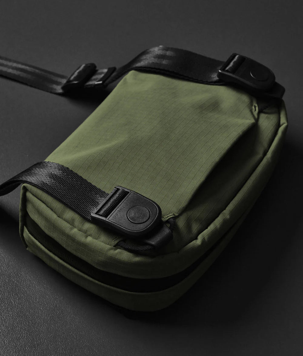 Alpaka Toiletry Bag - Green