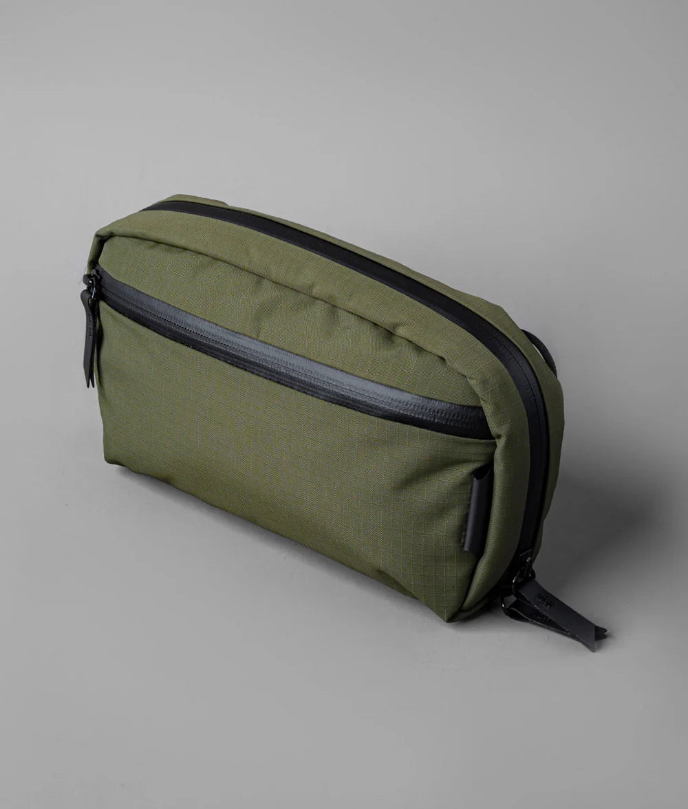 Alpaka Toiletry Bag - Green