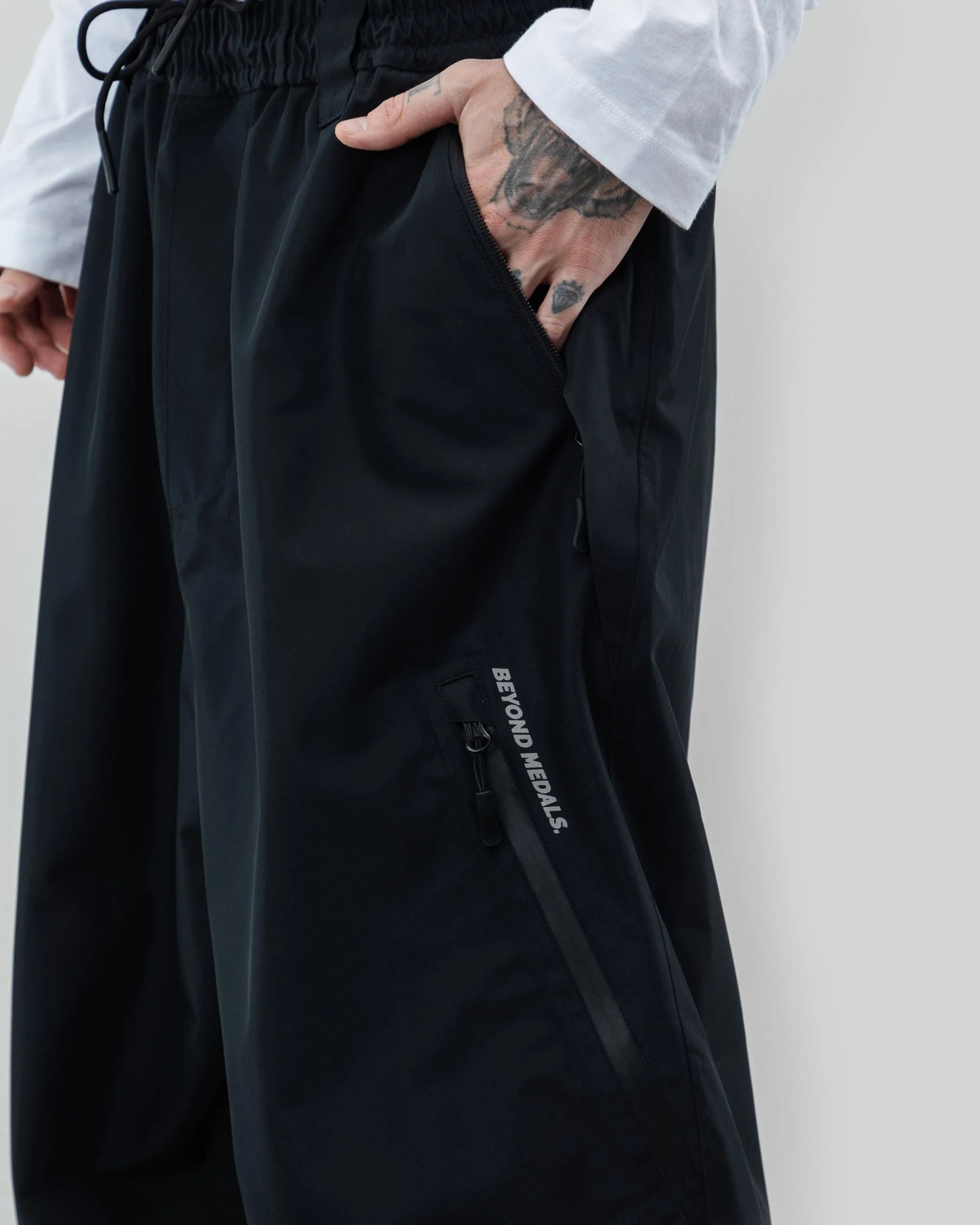 Beyond Medals Park Pants Zip 2026